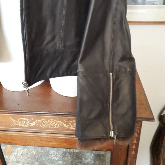 Lambskin Bomber Jacket with Genuine fur collar and fur inside cuffs - Sz. 10 - Picture 2 of 8